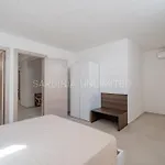Sayuri بورتو أوتيولو